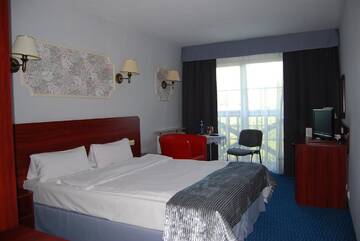 Фото номера Одноместный номер Отель Amigo Hotel г. Сулеювек 4