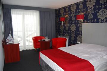 Фото номера Двухместный номер с 1 кроватью Отель Amigo Hotel г. Сулеювек 8